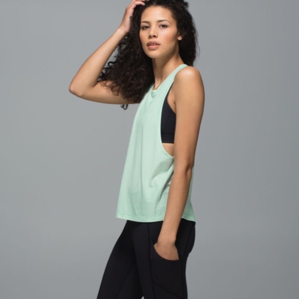 lululemon Cardio Squad Tank‎ Heathered Sea Mist
